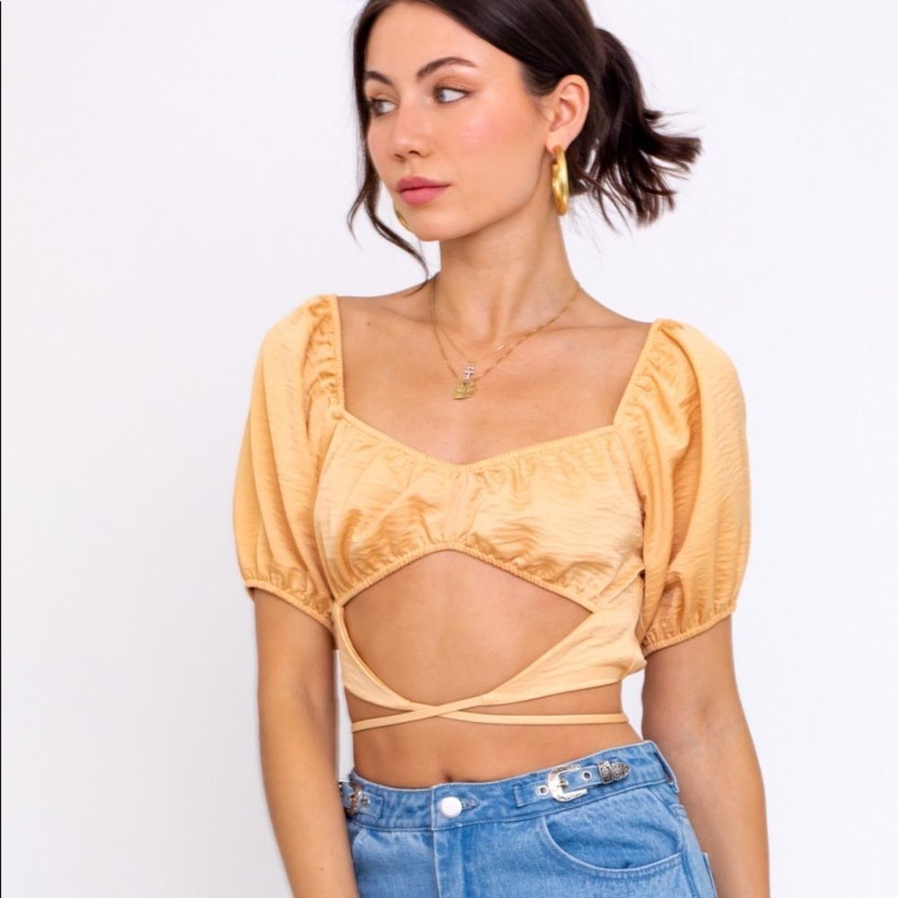 Criss cross crop top